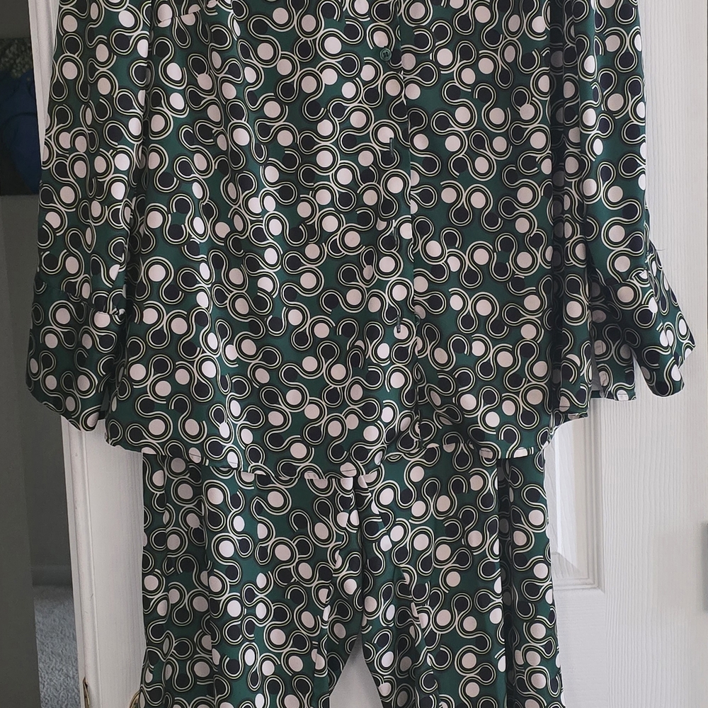 Eloquii Green and Cream Geometric pant set